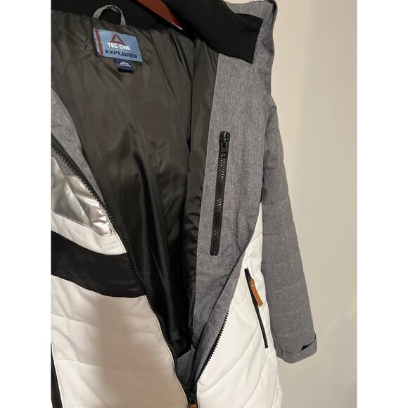 Tec-One, Explorer, Winter Coat, Faux Fur hood, Size M, 1158Hang - Picture 4 of 5